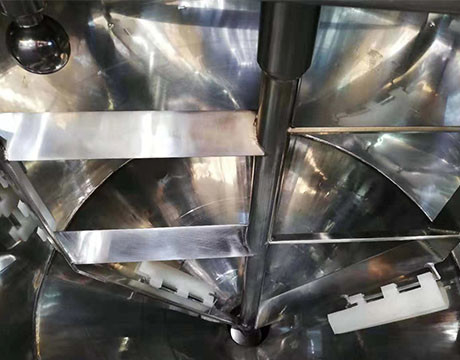Bể trộn chất lỏng Máy trộn chất lỏng với hệ thống định lượng