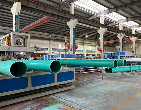 Hệ thống băng tải cân trộn bột hoàn toàn tự động cho ép đùn ống nhựa PVC