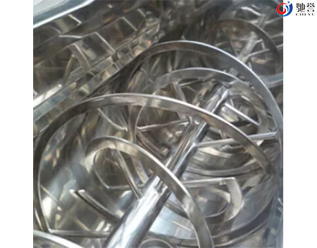 Máy trộn ruy băng cho hợp chất PVC với băng tải chân không