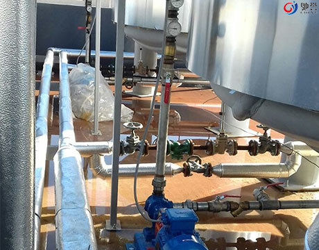 Hệ thống trộn định lượng dầu lỏng với thùng trộn trước